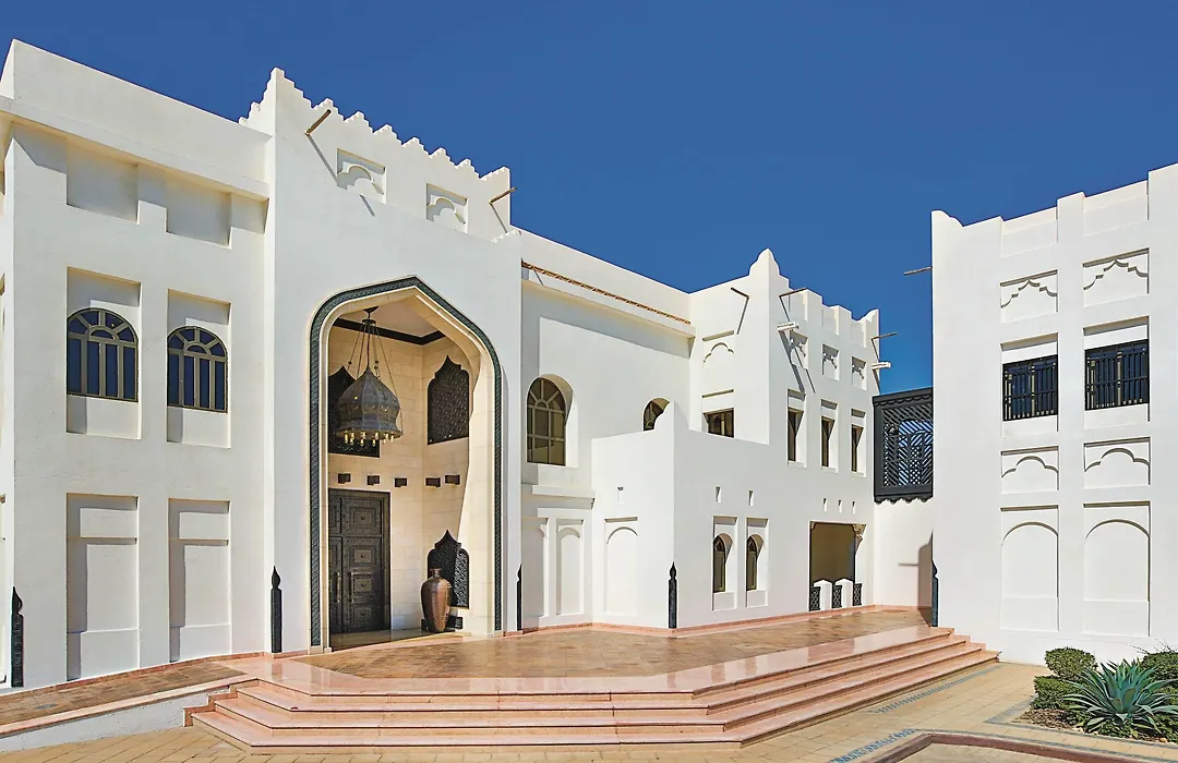 Sharq Village & Spa, A Ritz-Carlton Hotel-1
